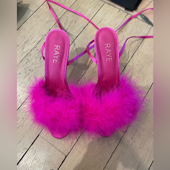 Farah feather lace up heel by raye - Picture 6 of 9